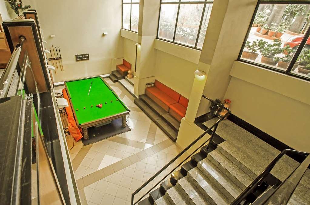 Quality Inn Regency, Nashik Interior foto