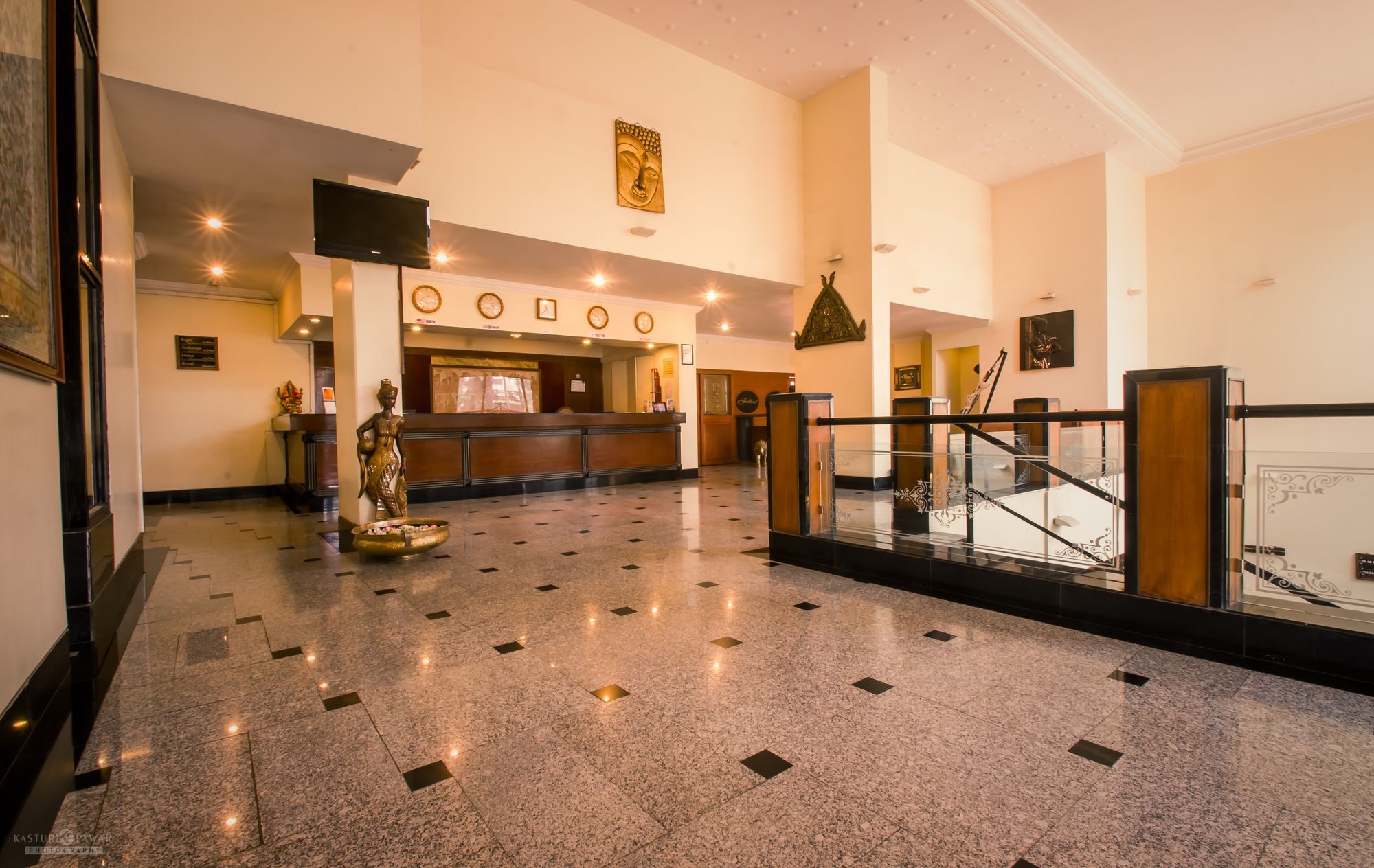 Quality Inn Regency, Nashik Bagian luar foto